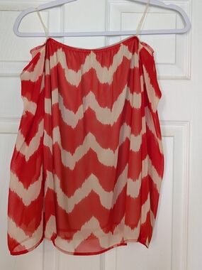 A+ Ellen Red and Cream Zigzag Cold-Shoulder Top